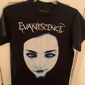 Evanescence TShirt Size Medium Great Condition